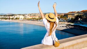 Scopri di più sull'articolo Viaggi in solitaria. Il nuovo trend emerso da Airbnb