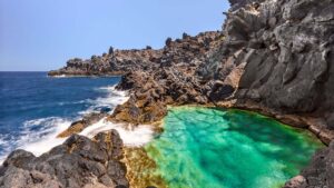 Scopri di più sull'articolo Due spiagge siciliane premiate da 5 Vele 2023