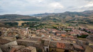 Scopri di più sull'articolo Viaggio nell’anima dell’Isola: il “Weekend del Cuore” svela la Sicilia più autentica e nascosta
