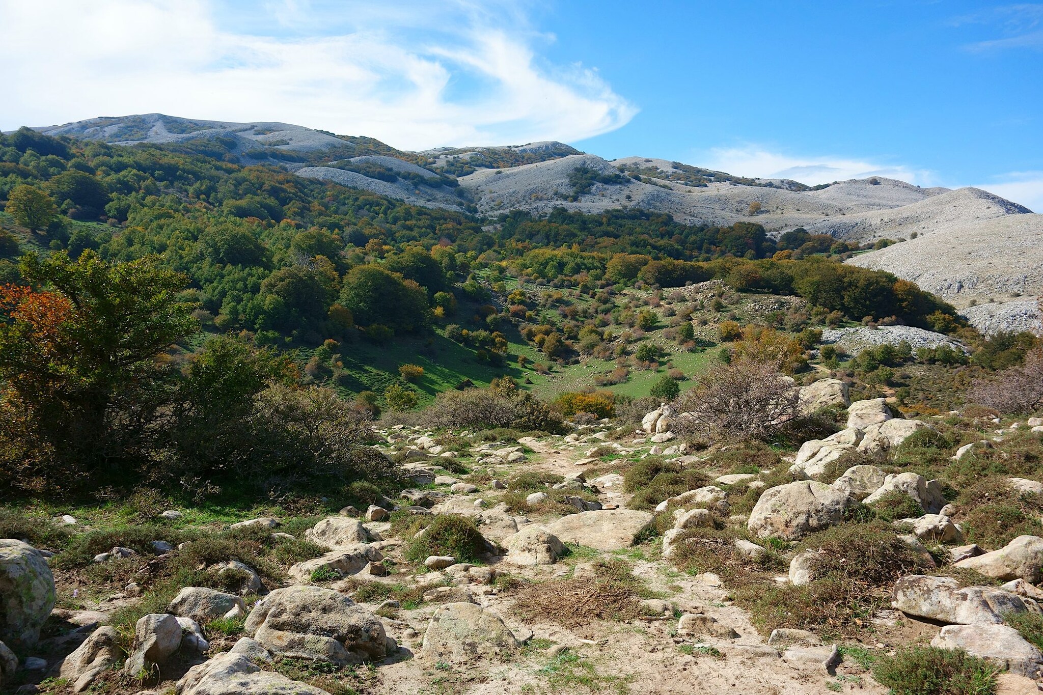 Al momento stai visualizzando Madonie Outdoor Fest 2026: San Mauro Castelverde diventa la capitale del turismo lento in Sicilia